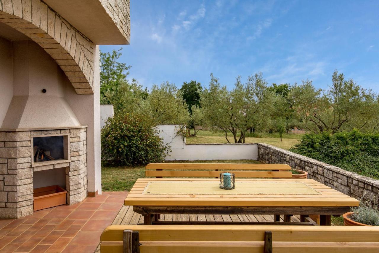 Holiday Home Bellavista Tar-Vabriga Kültér fotó